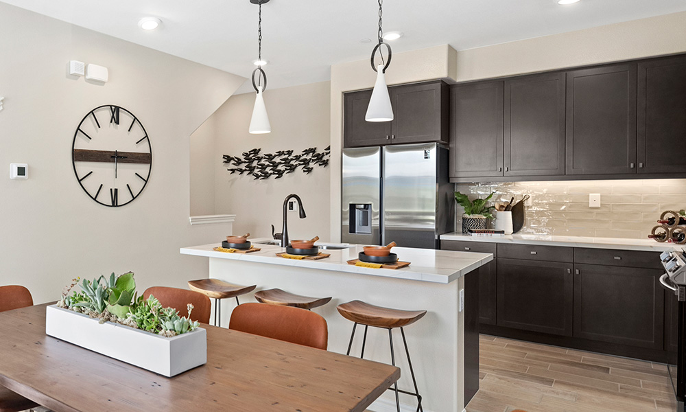 Dining and gourmet kitchen at Citra townhomes